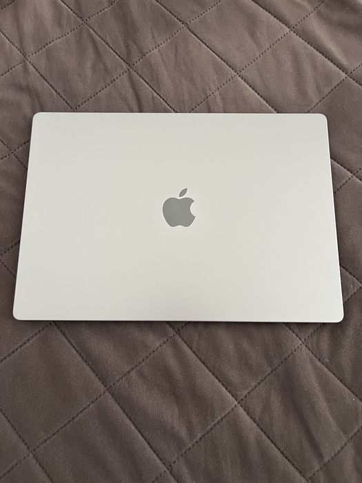 Macbook Pro M1 16 inch 1TB SSD (magic mouse inclus)