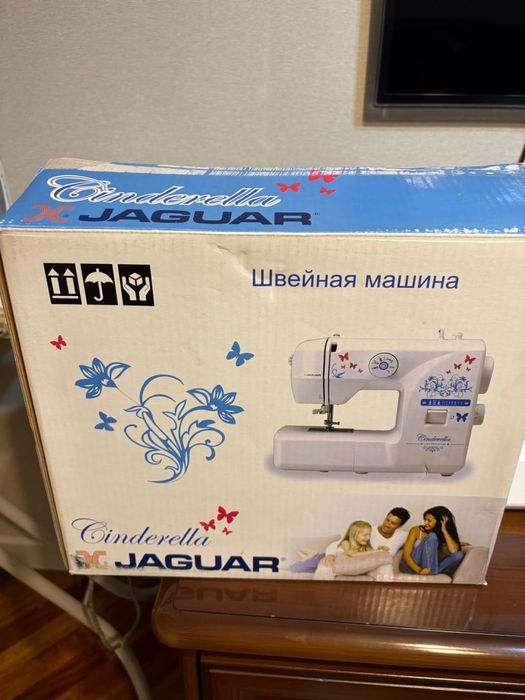 Продам швейную машинку