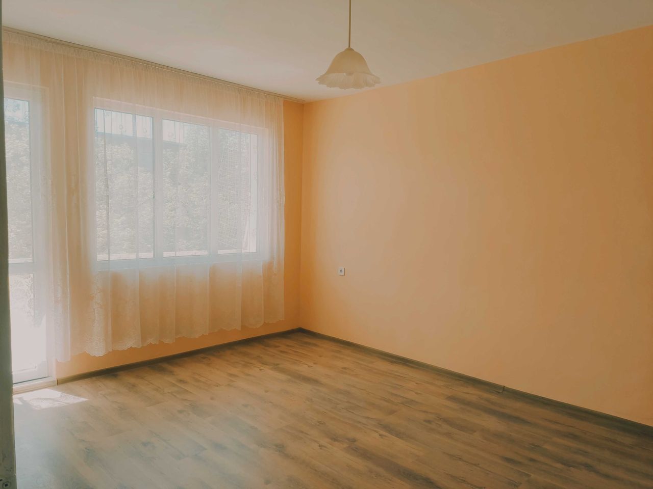 Продава се Тристаен апартамент в Силистра, Център - 108 кв.м за 639 €/кв.м - Снимка #8