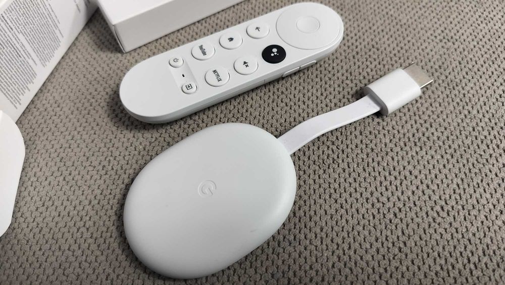 Google Chromecast HD G454V with Google TV and Remote