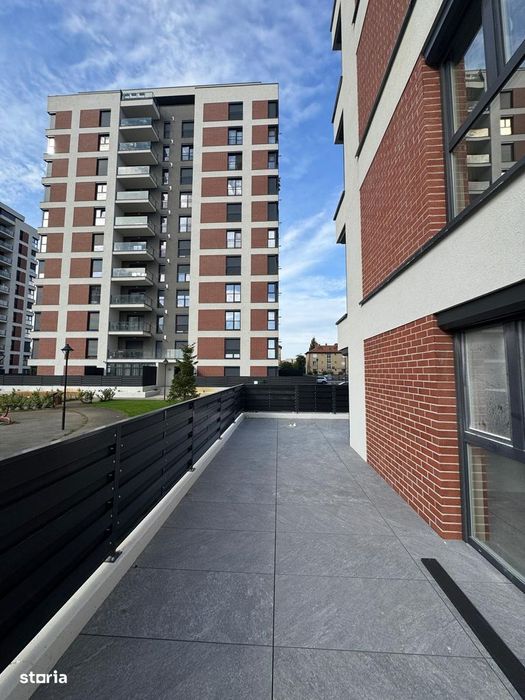 Apartamento de închiriat Nemobilat -3 camere Adora Park-Arad