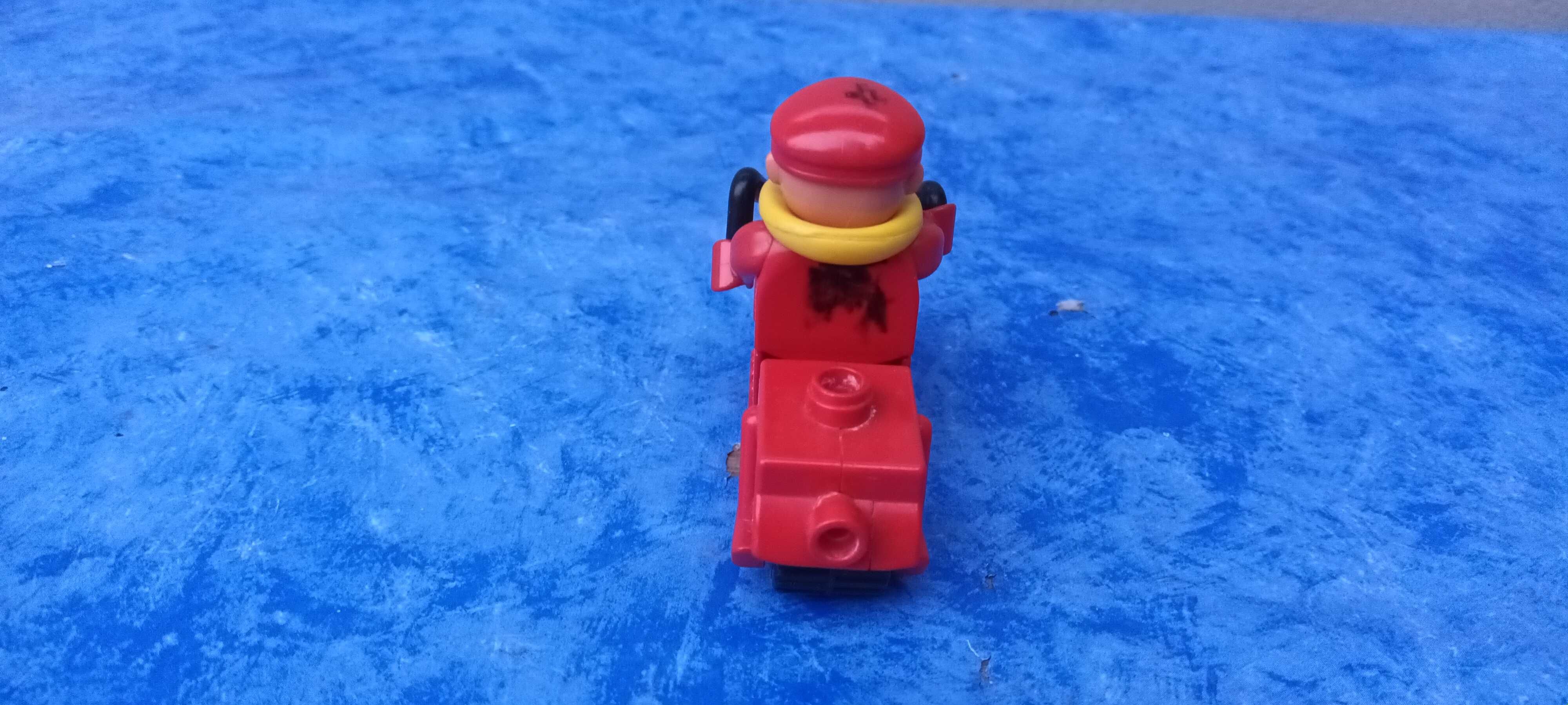 Lego Duplo | mini scooter + personaj | 10*3*9 cm