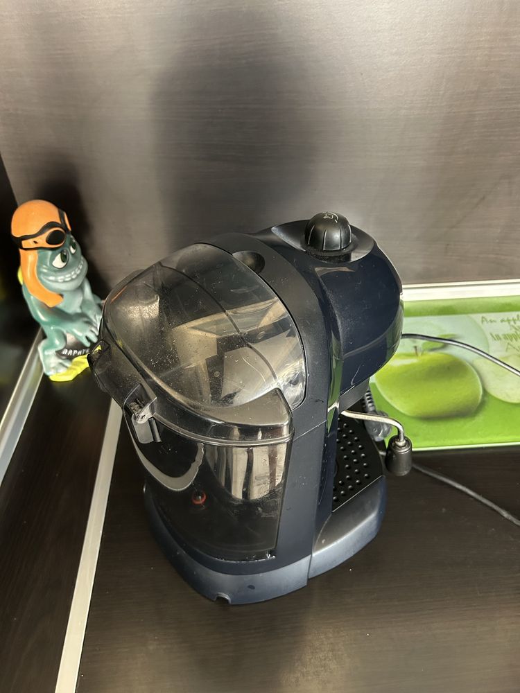 Кафе машина delonghi