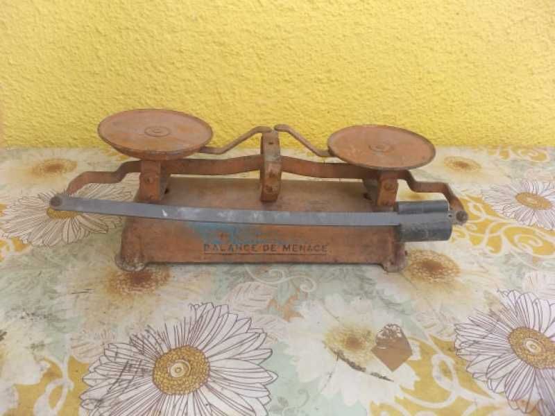 Cantar din fonta cu talere din alama