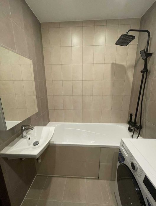 Во 2м мкр. Сдается 1 ком.кв.