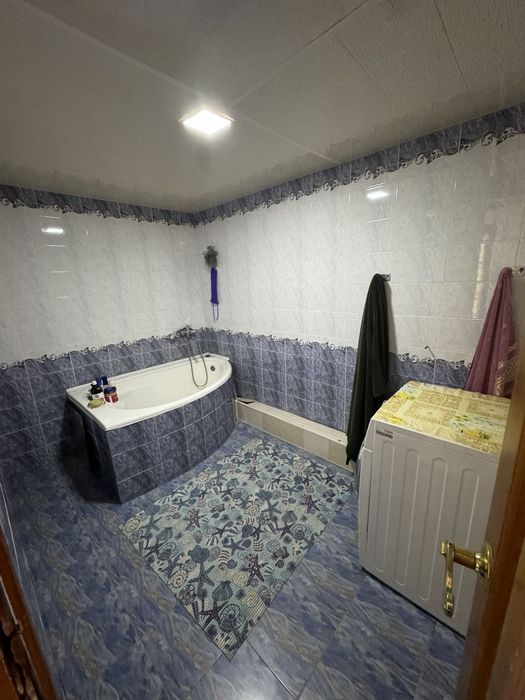 Кибрай Уй сотилади