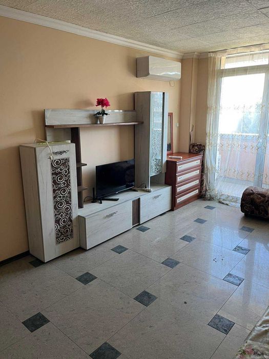 Продава се Двустаен апартамент в к.к. Слънчев бряг - 75 кв.м за 1227 €/кв.м - Снимка #2