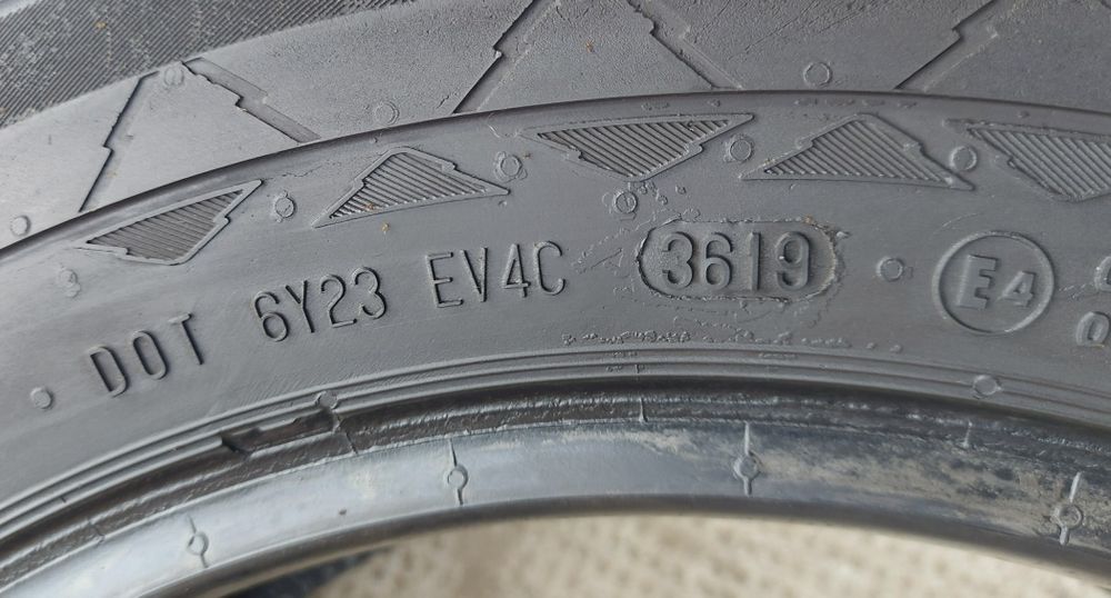 Set 2buc 205/65 R16C Continental VanContact 2 M+S iarnă