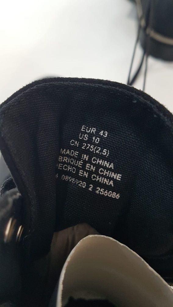 Ghete bărbat H&M noi cu eticheta