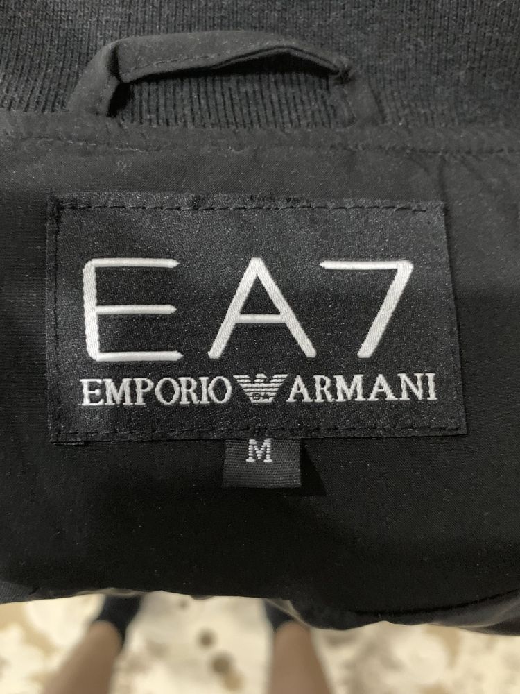 Emporio Armani куртка