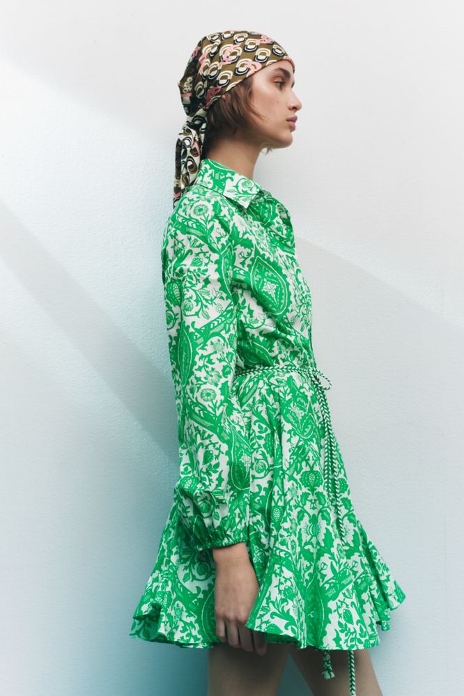 ZARA чисто нова лятна къса рокля в зелено