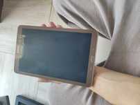 Samsung Tab E sotiladi