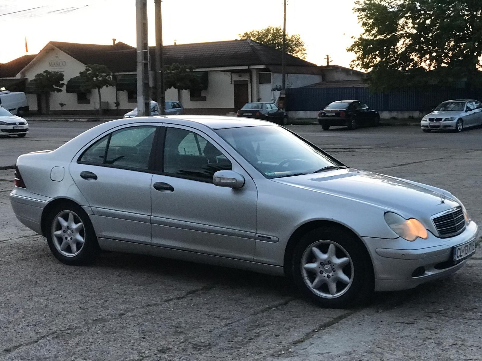 Mercedes C200 / C220 Diesel Automat 1350 euro Variante