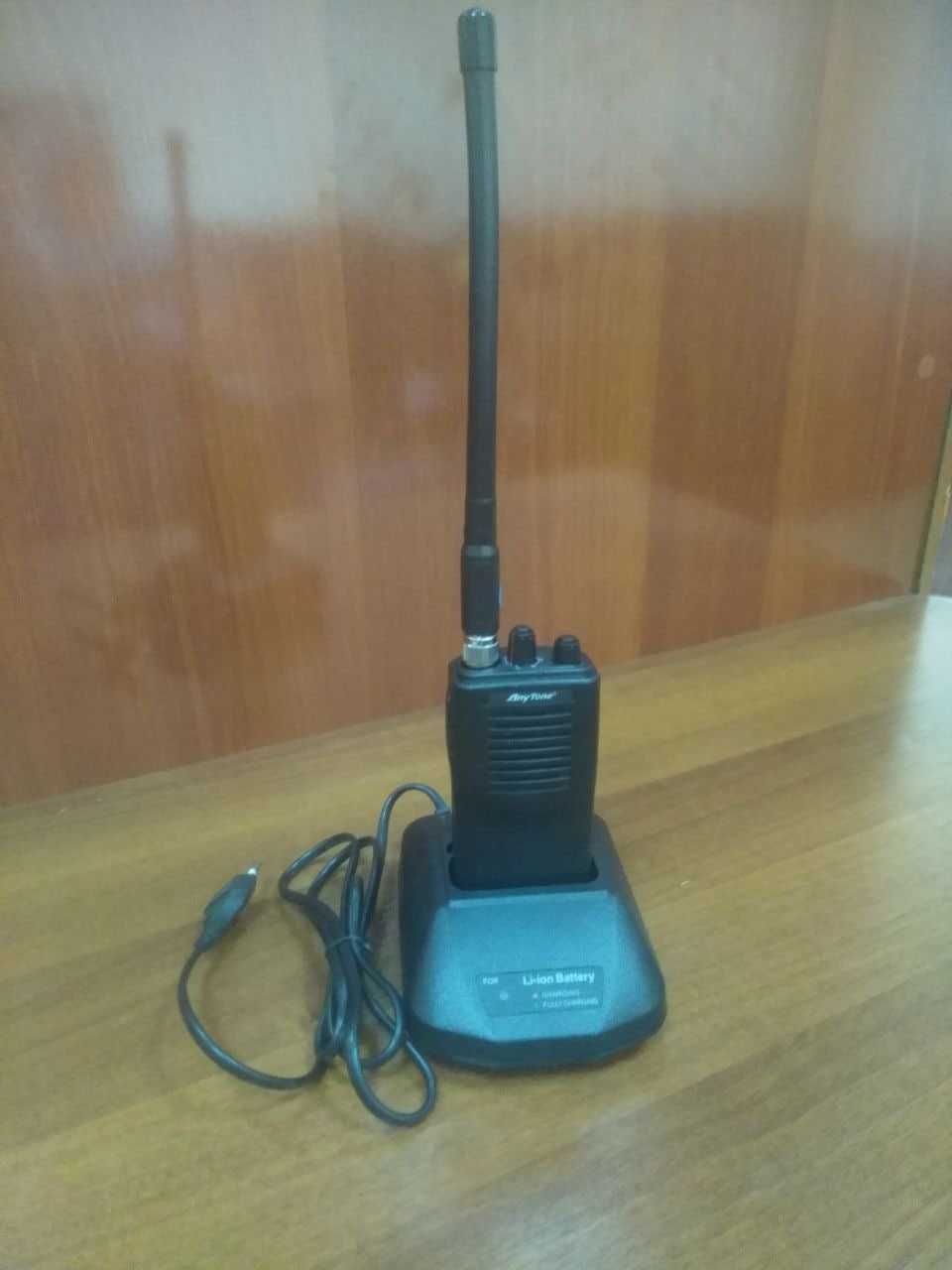 Any Tone AT-118 - носимая радиостанция Handheld CB Radio (FM)