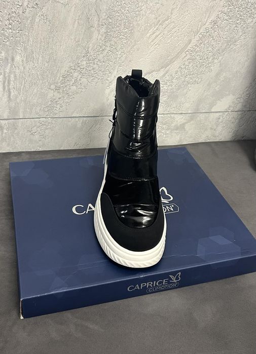 Дамски (женски) апрески