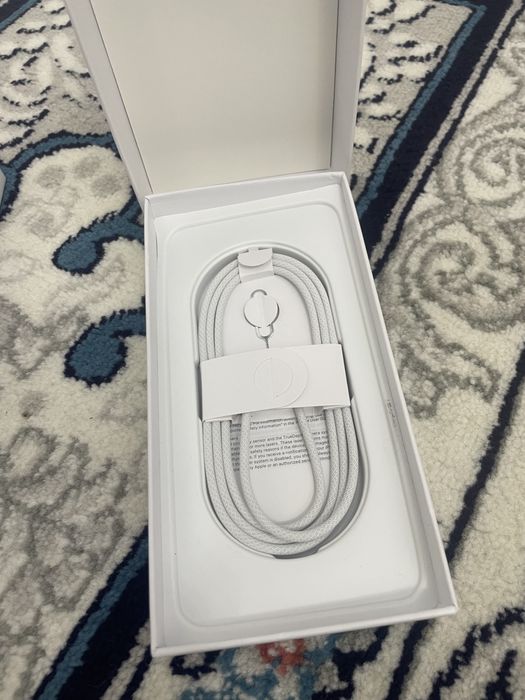 iPhone 17 pro max 512 GB ishlashi yaxshi Dubai versiya
