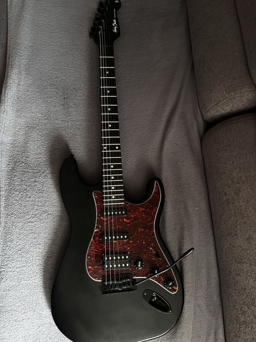 Harley Benton ST20-HSS cu AMP