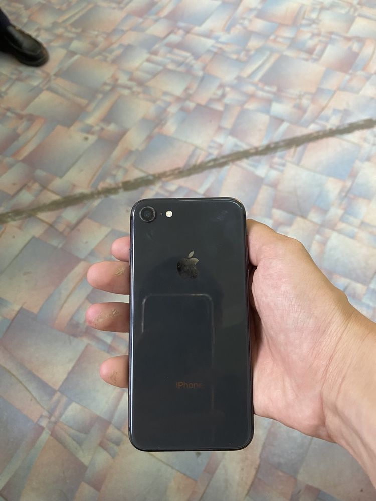 Iphone 8 64gb 100$