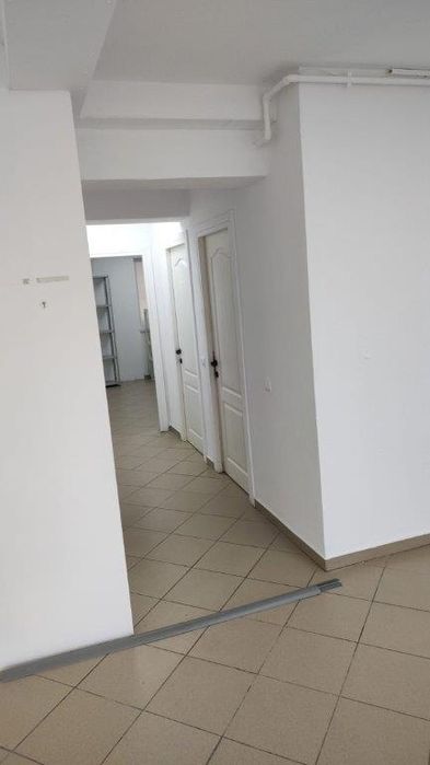 Inchiriez spațiu comercial pretabil activitati de recuperare/medicale