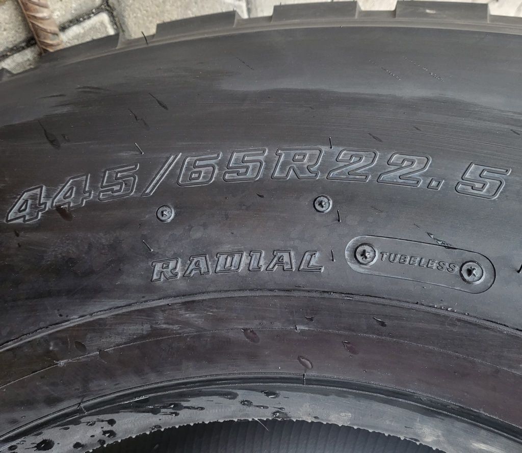 * Anvelope camion noi 445 65 22,5 Bridgestone