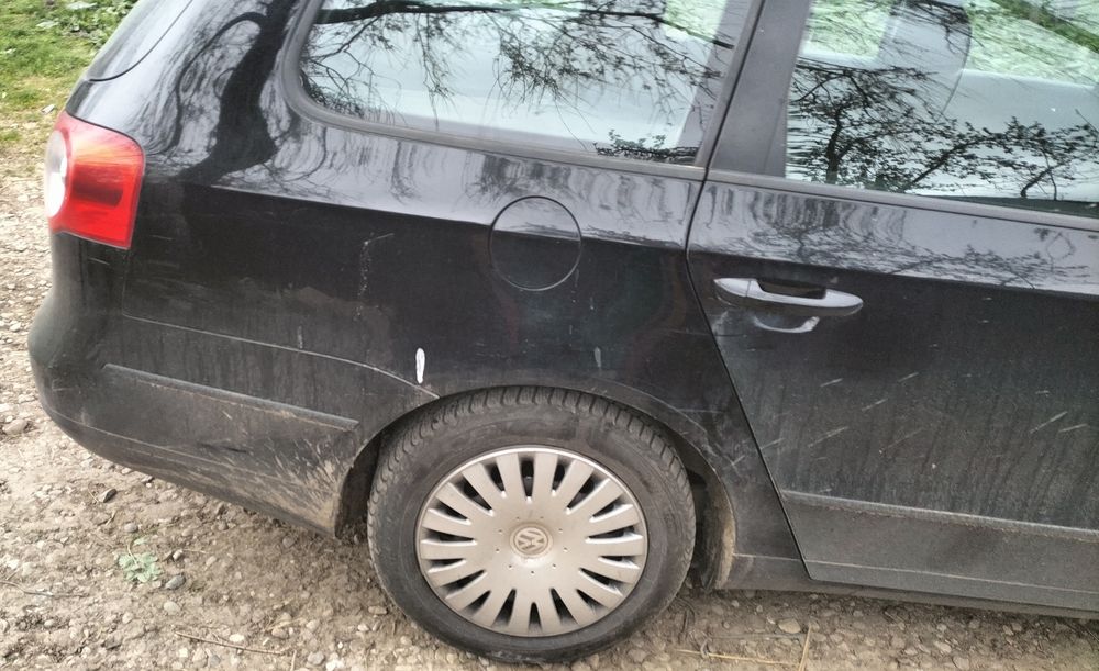 De vânzare mașină pentru dezmembrat