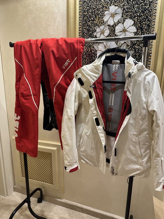 Ски екипировка , очила и каска