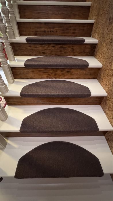 Коврики для лестницы самоклеющиеся