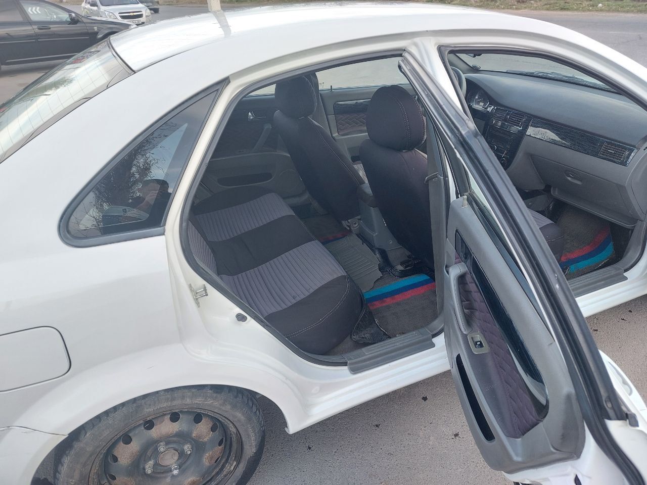 Продается Шевролет Лассети