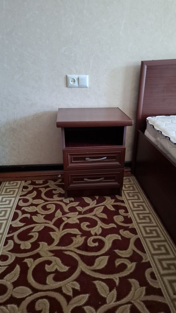 Продаётся спальный гарнитур