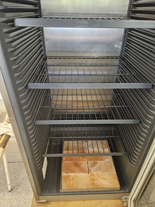 Vand frigider Dry Ager