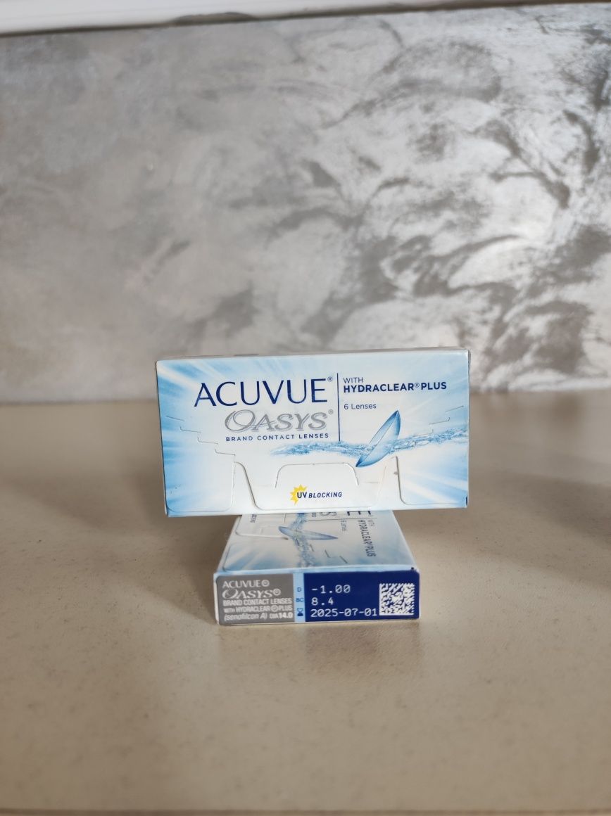 Контактные линзы Acuvue - 1.00