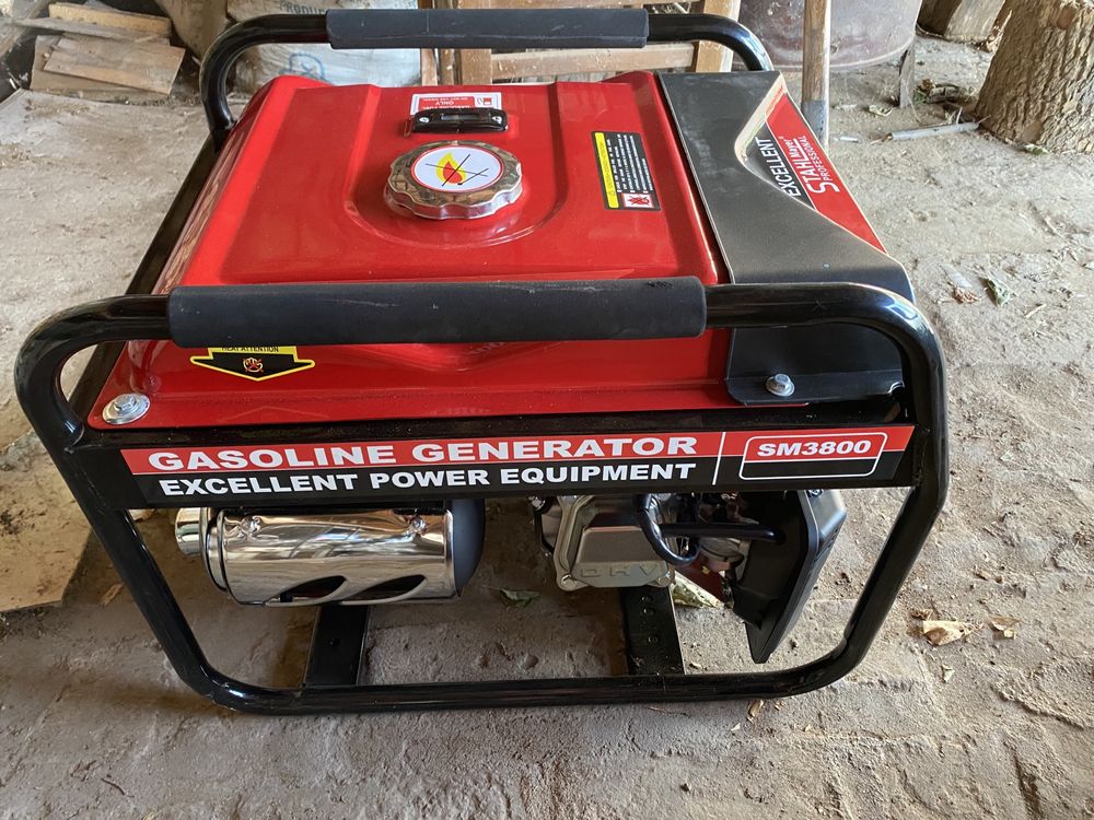 Бензинов Генератор 3.8 Kw 3800W