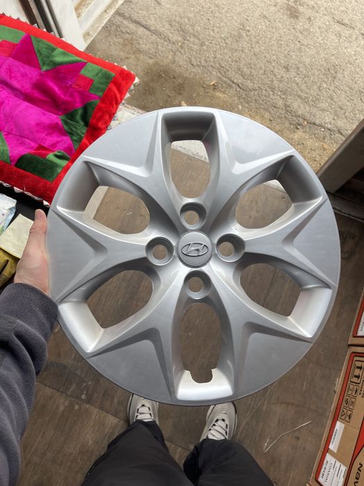 Продам колпаки на Accent 2015 год!