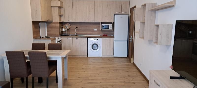 Дава се под наем Двустаен апартамент в София, Левски - 60 кв.м за 550 € - Снимка #1