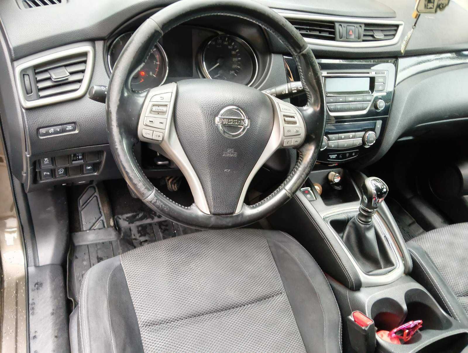 Nissan Qashqai 2015, бензин 1.2 турбо , ръчна скоростна кутия