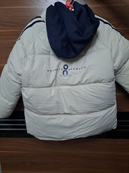 Продам новая куртка очень тёплая