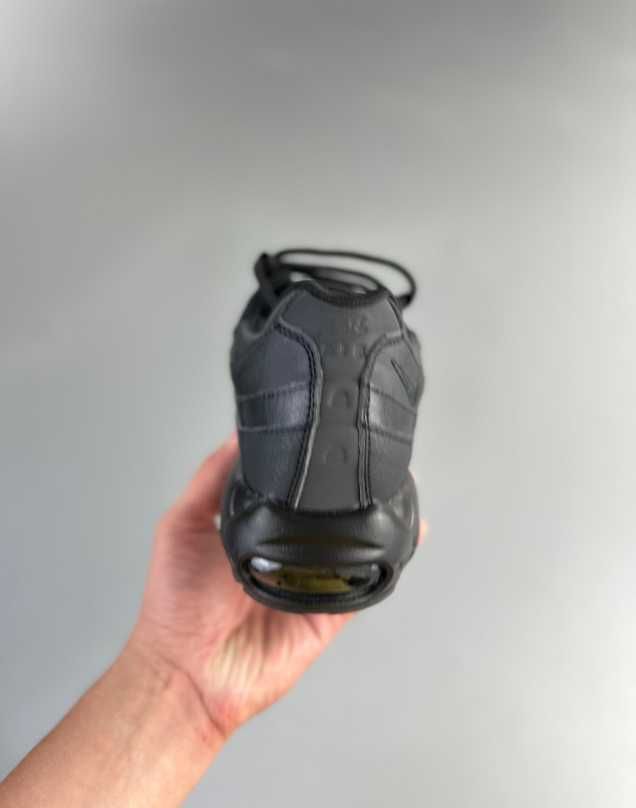 ОТНОВО заредени - Nike Air Max 95 Essential "Triple Black"