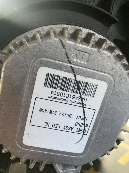 Nissan Navara 2017 година Led Фарове Лед Оборудвани