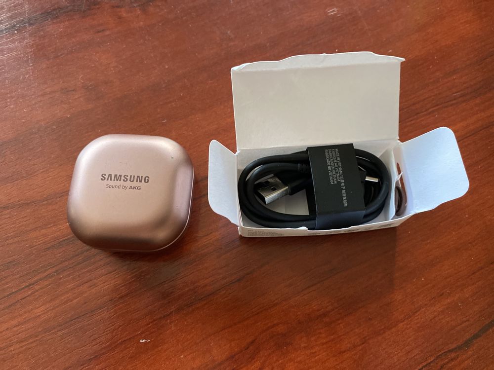 Кейс от наушников,Samsung galaxy buds