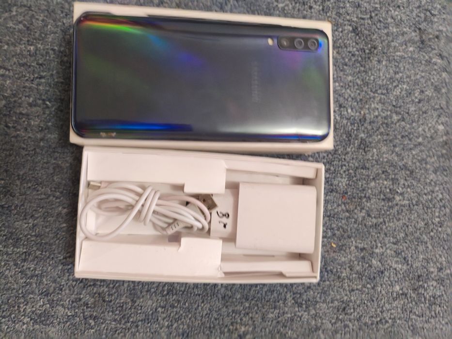 A50 samsung sotiladi