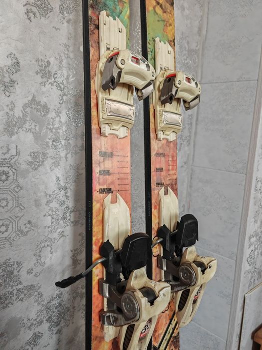 Продаю лыжи для фрирайда
