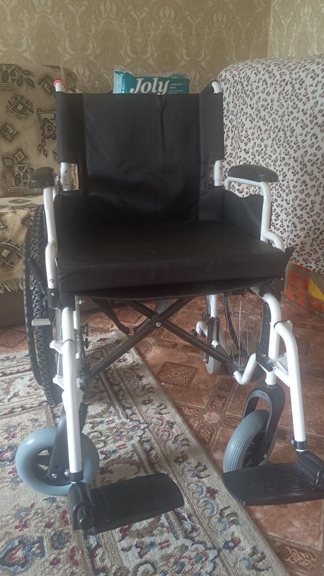 продам инвалидный коляска