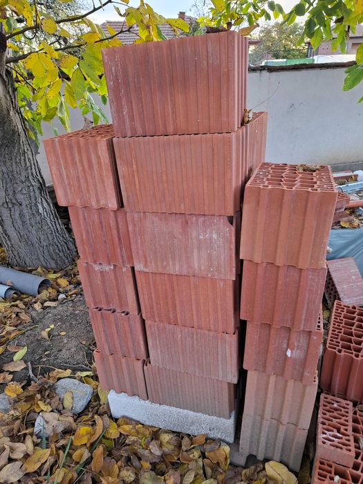 Тухли 25 младост