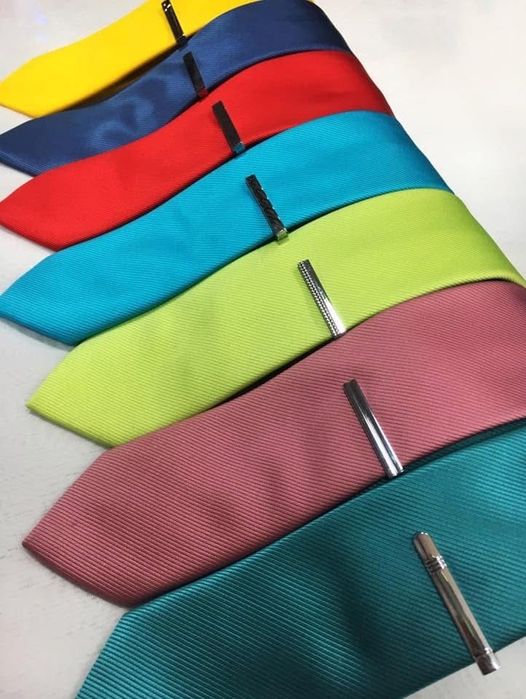 НОВИ Вратовръзки и всички мъжки аксесоари