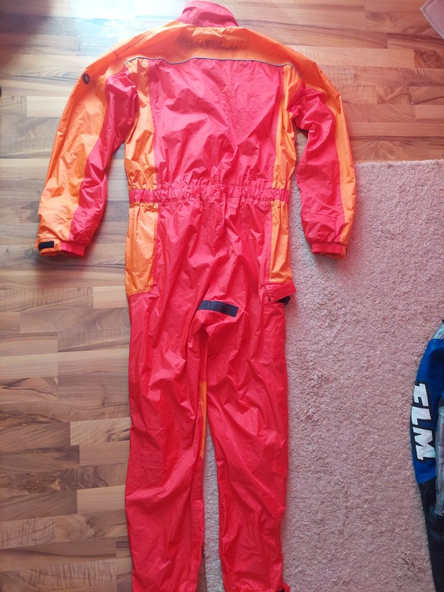 Combinezon moto sport ideal ploaie,vant ,mărime 2XL