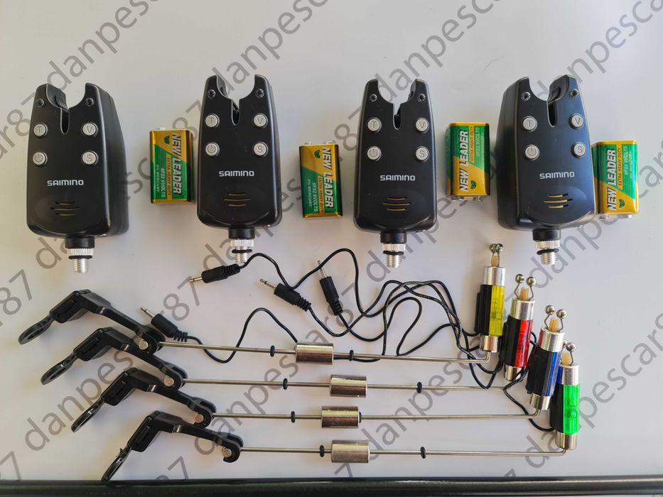 Set 4 Avertizori digitali TLI05 cu 4 swingere cu iluminare si 4 Tije