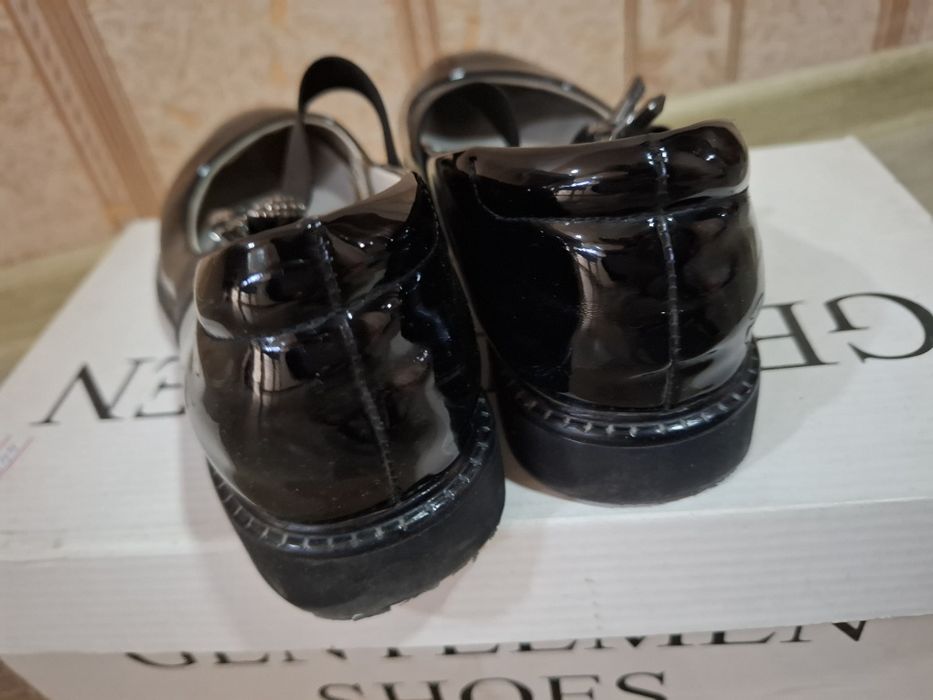 Туфли для девочки