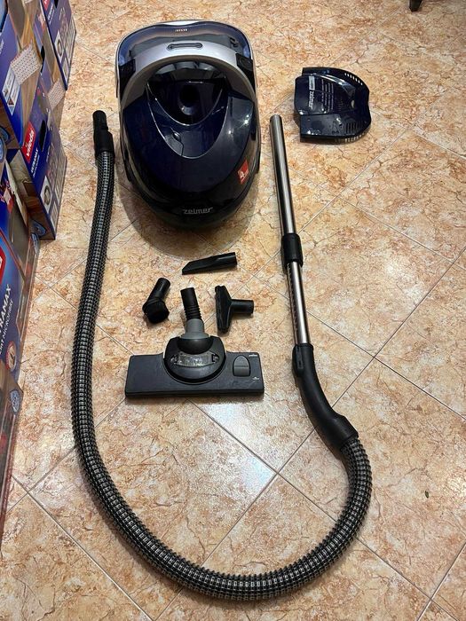 Zelmer Aquawelt ZVC722ST/04