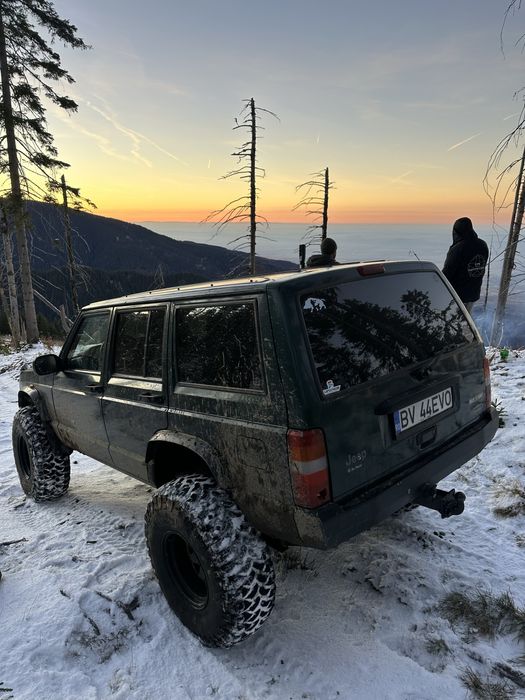 Jeep Cherockee XJ - OM606