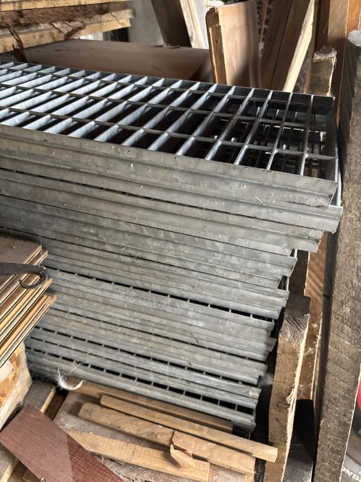 Vand gratare galvanizate